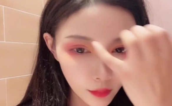 富婆音好听吗-声优怪物允溪的富婆音梗介绍
